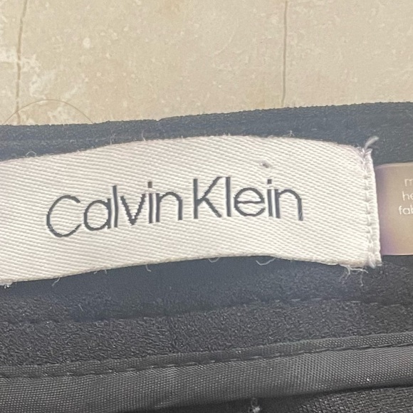 Calvin Klein Pants Size 10 Black Color Zip Pockets SlimFit Zip Fly Button Close - Picture 2 of 8